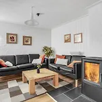 Pet Friendly Home In Blavand With Sauna ブラーバンド
