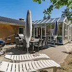 Pet Friendly Home In Blavand With Sauna 別荘