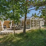 別荘 Pet Friendly Home In Blavand With Sauna ブラーバンド
