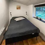 Front In With Sauna *