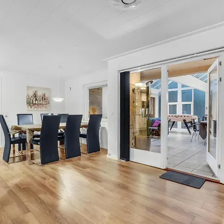 Pet Friendly In With Wifi Holiday home *