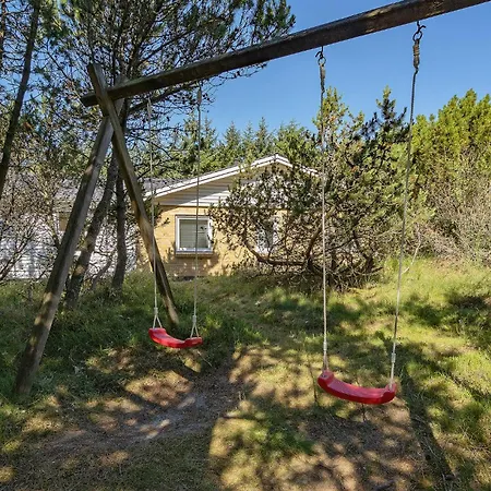 Front In With Sauna Semesterbostad *